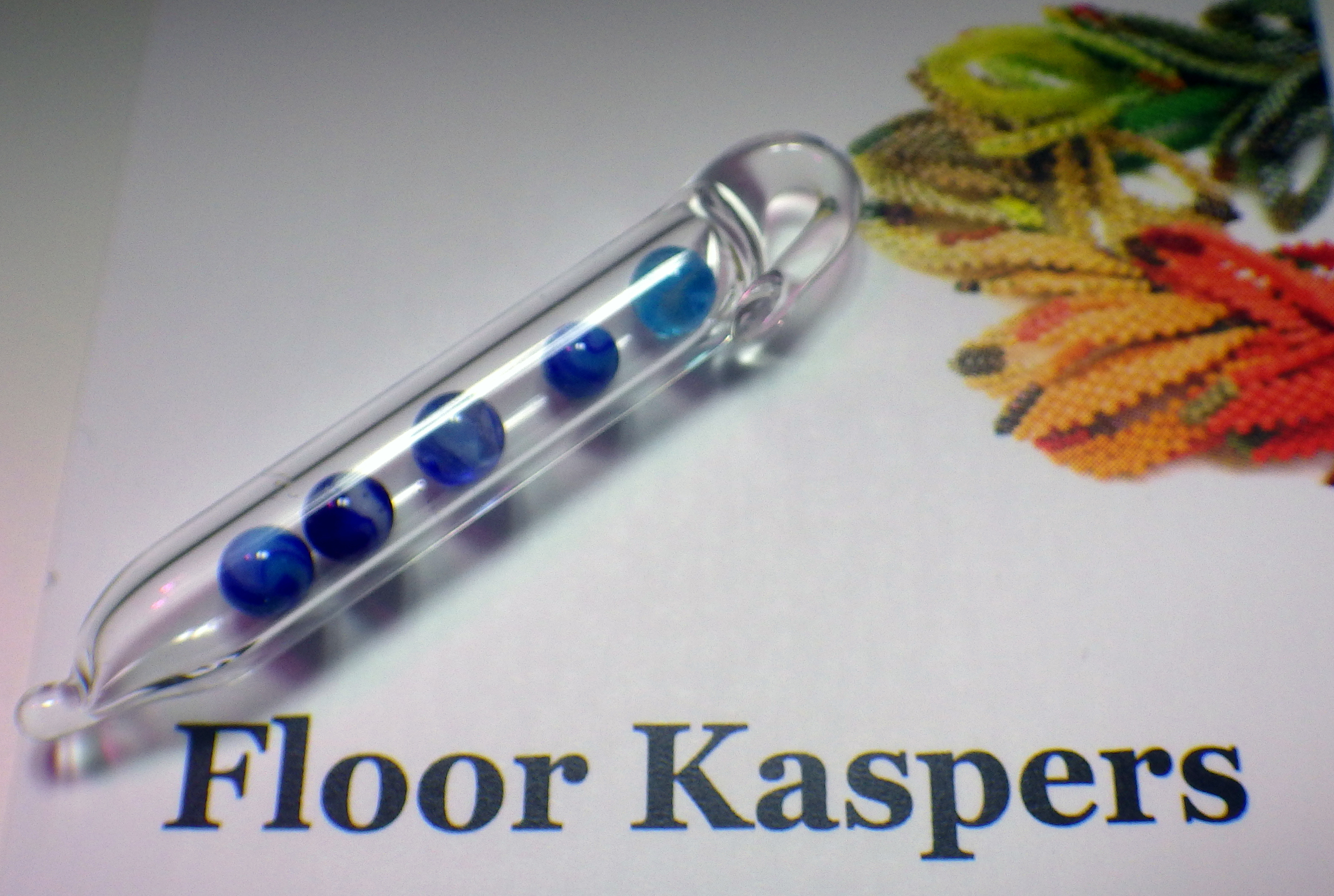Kaspers, Floor